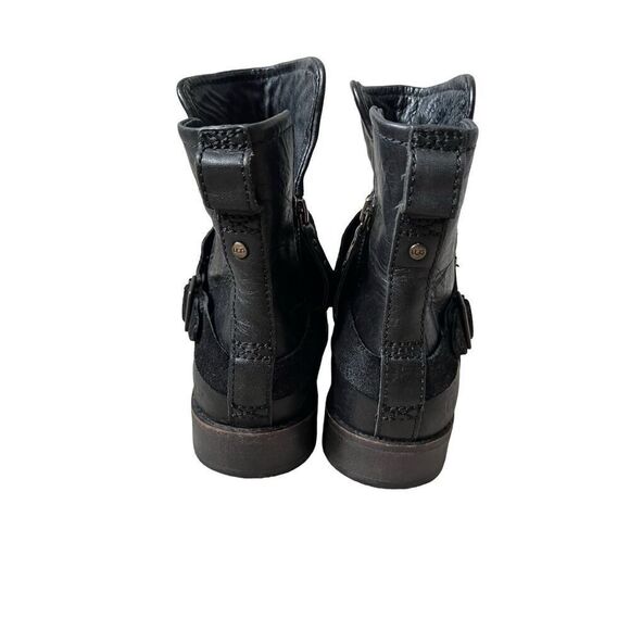 UGG Women's Cybele Buckly Biker Boots size 6 Leather Black - Picture 11 of 11